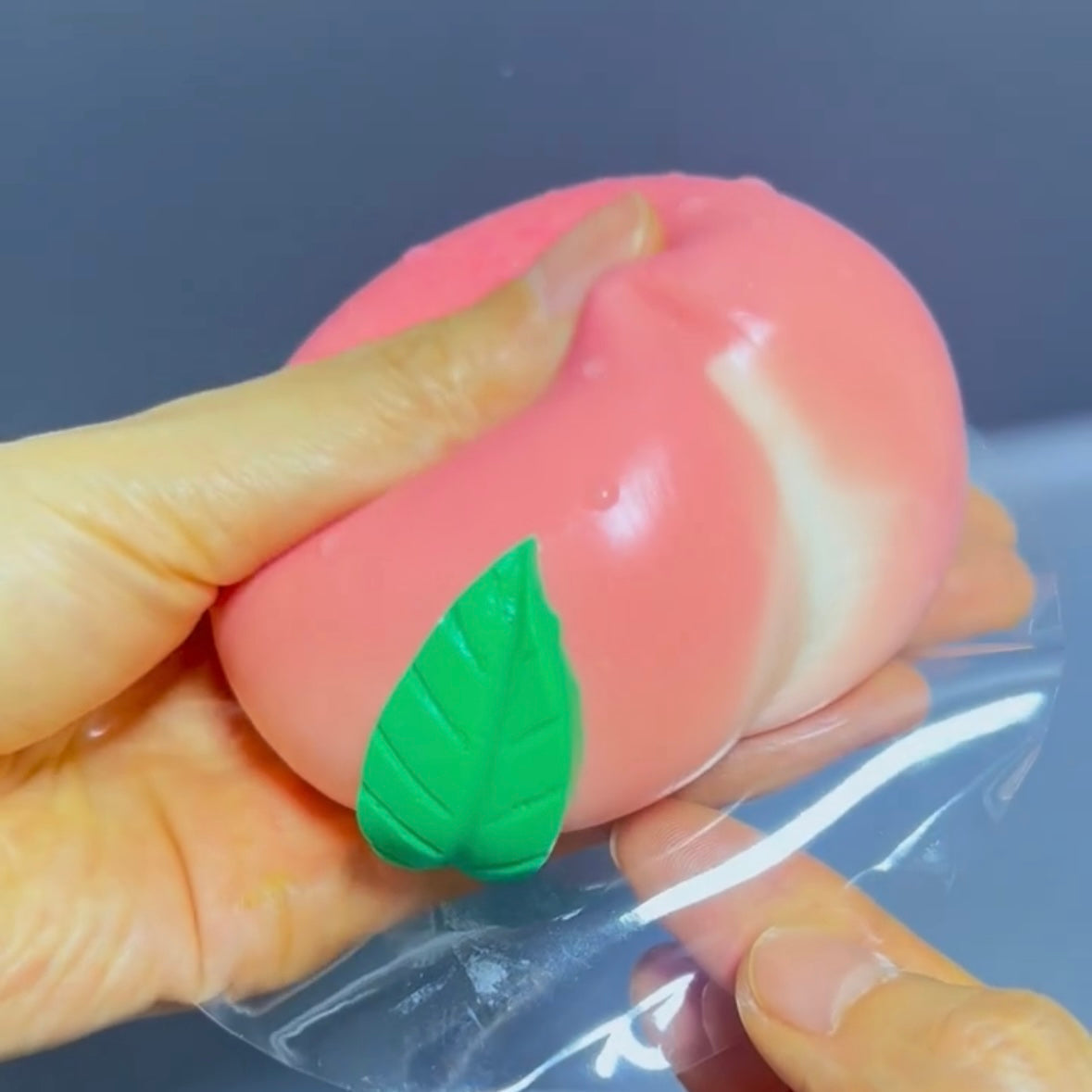 160g Handmade Silicone Peach Stress Relief Taba Squishy Toy