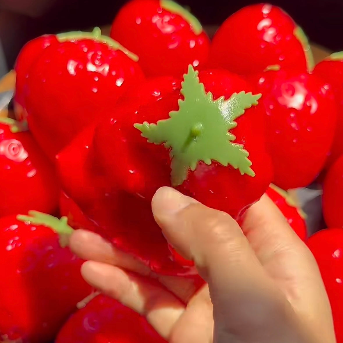 Crunchy Strawberry Shape Bead & Clay Base Stress Ball Squishy Stress Relief Decompression Toy