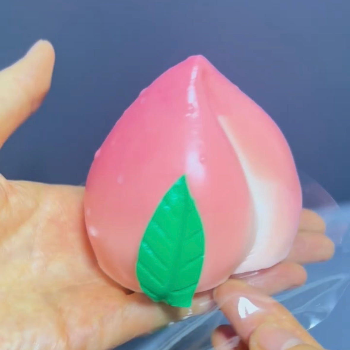 160g Handmade Silicone Peach Stress Relief Taba Squishy Toy