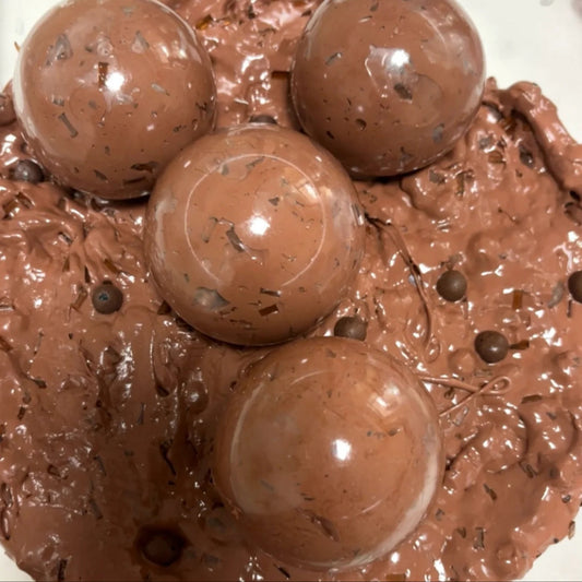 Crisp Satisfying Sound Chocolate Stress Ball Squishy Stress Relief Decompression Toy