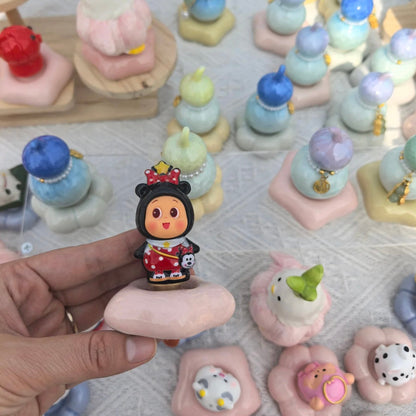 Household Creative Ceramics Twinkle Twinkle Rotating Ornament Car Accessories
