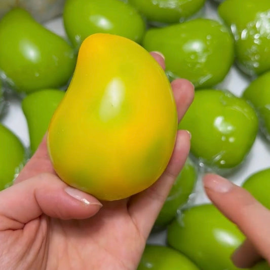 Color-Changing Mango Stress Ball Squishy Mango Bead & Clay Base Stress Relief Decompression Toy