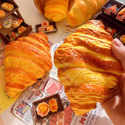Slow Rising Squishy Croissant Stress Relief Decompression Toy